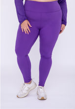 Load image into Gallery viewer, Plum leggings
